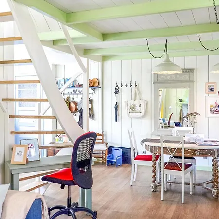 بيت للعطل Het Edamse Vissershuisje