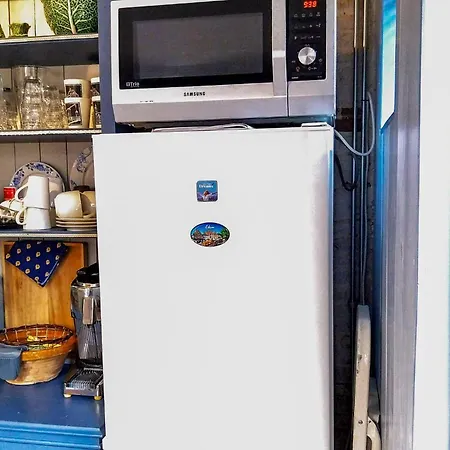 بيت للعطل Het Edamse Vissershuisje